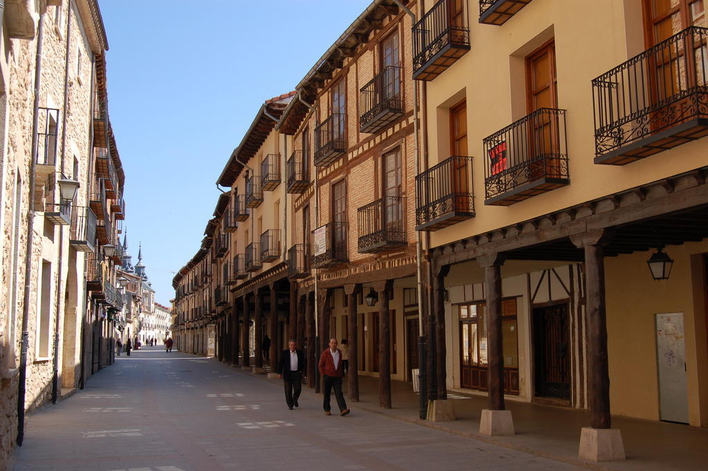 El Balcon De La Catedral Apartman El Burgo De Osma Kültér fotó